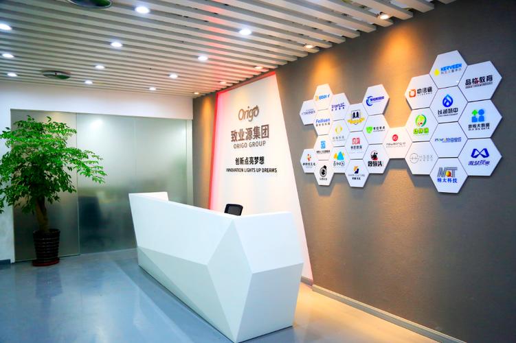 任翔 以技術(shù)創(chuàng)新驅(qū)動(dòng)企業(yè)增長，推動(dòng)計(jì)算機(jī)與機(jī)械智能化發(fā)展